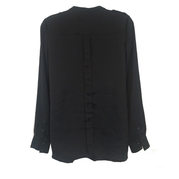 Trouve Slim Sleek Modern Button Down Blouse Top - Picture 3 of 7